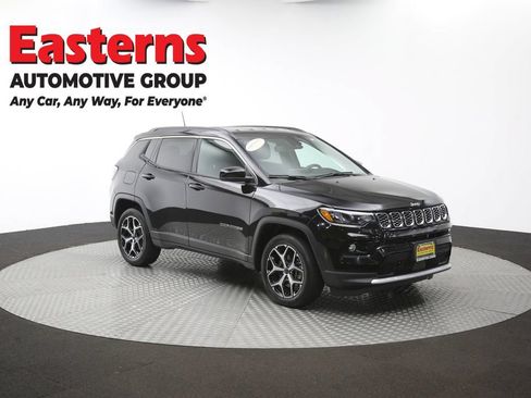 Used 2025 Jeep Compass Limited AWD/4WD image 48
