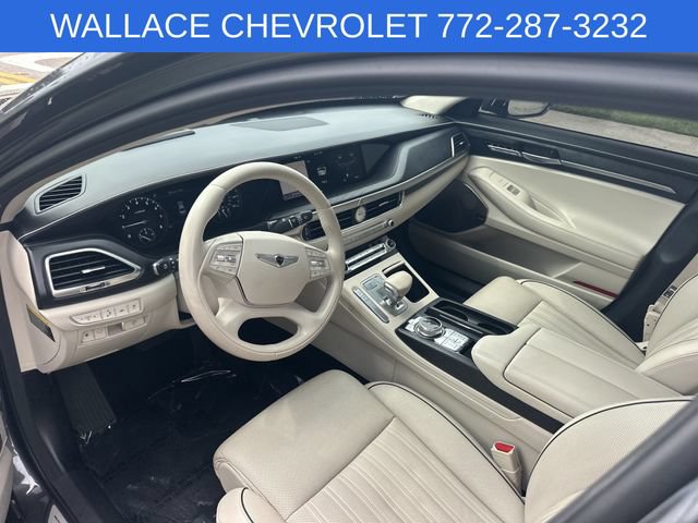 Used 2020 Genesis G90 3.3T Premium RWD image 12