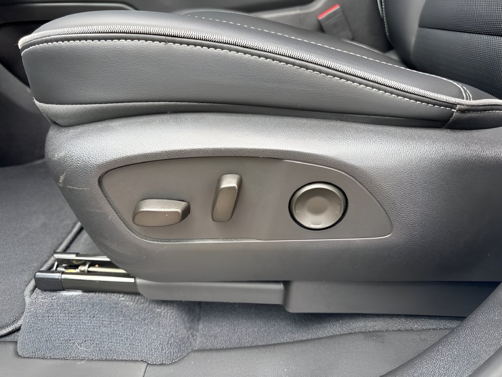 Used 2026 Chevrolet Silverado EV LT w/ Plus Package AWD/4WD image 11