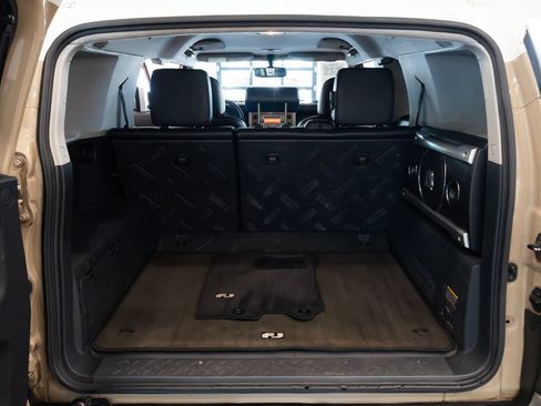 Used 2014 Toyota FJ Cruiser 4WD w/ Upgrade Package image 7