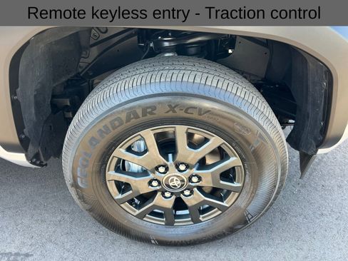 Used 2025 Toyota 4Runner SR5 image 12