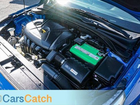 Used 2018 Hyundai Elantra GT image 40