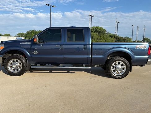 Used 2015 Ford F250 Lariat w/ Lariat Ultimate Package AWD/4WD image 10
