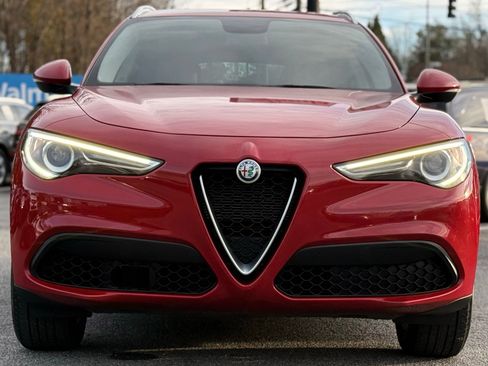 Used 2019 Alfa Romeo Stelvio image 8