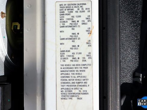 Used 2017 Ford F750 2WD Regular Cab Super Duty image 42