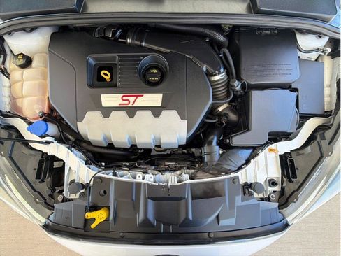 Used 2015 Ford Focus ST FWD image 28
