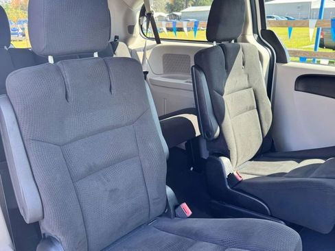 Used 2015 Dodge Grand Caravan SE w/ Quick Order Package 29E SE image 14