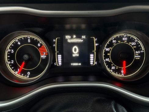 Used 2018 Jeep Cherokee Latitude Plus w/ Cold Weather Group image 13