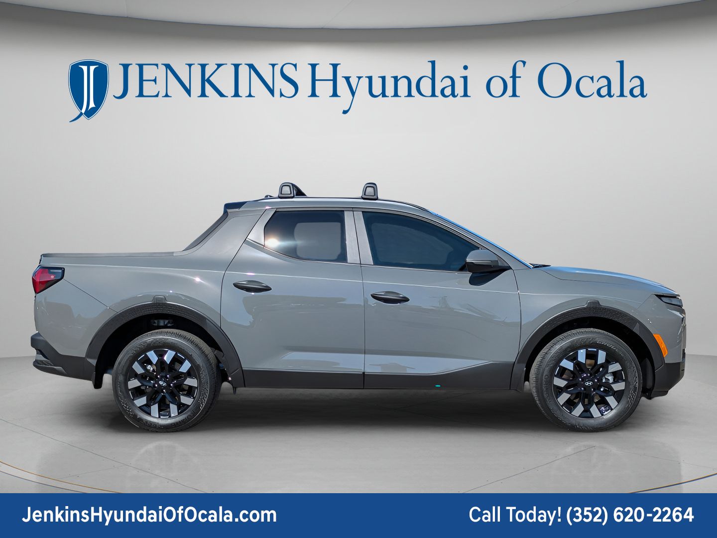 New 2026 Hyundai Santa Cruz SEL FWD image 2