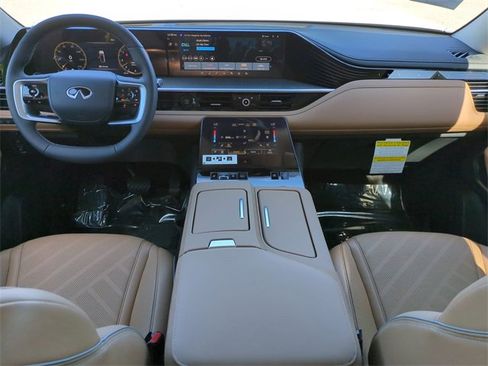 New 2026 INFINITI QX80 Luxe image 15