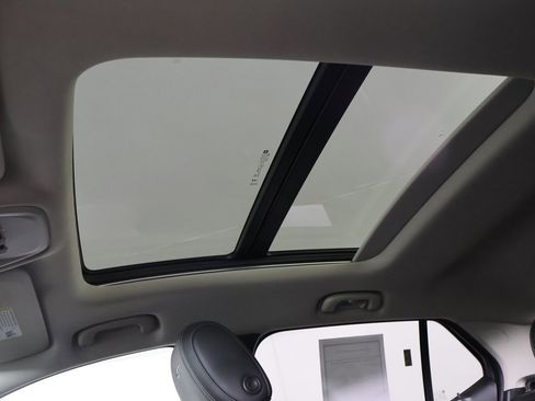 Used 2024 Buick Encore GX Sport Touring w/ Experience Buick Package image 20