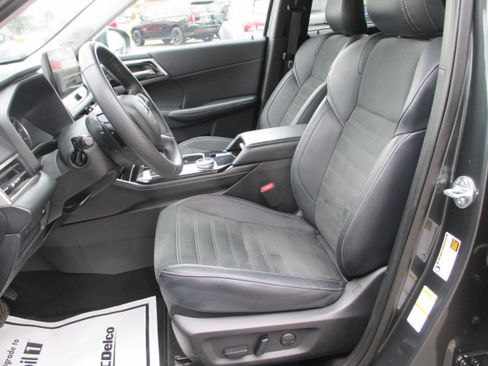 Used 2025 Mitsubishi Outlander SE AWD/4WD image 15