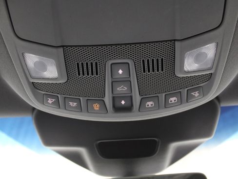 Used 2019 Lincoln Nautilus Reserve w/ Driver Assistance Package image 24