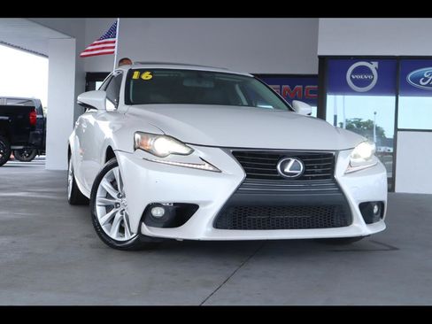 Used 2016 Lexus IS 200t RWD image 1