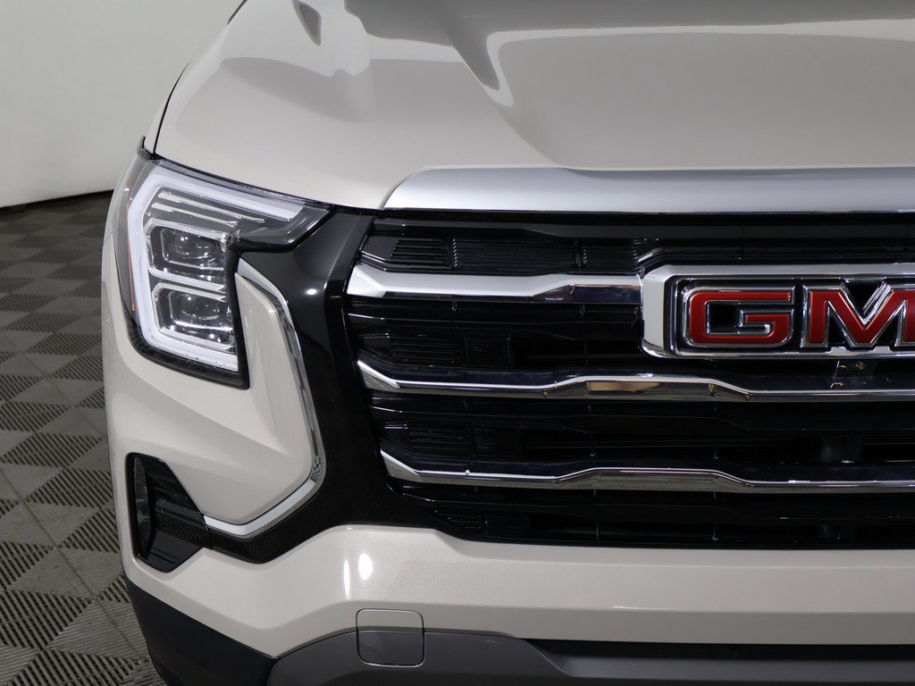Used 2026 GMC Terrain Elevation AWD/4WD image 14