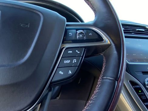 Used 2020 Lincoln Nautilus Black Label w/ Cargo Utility Package image 24