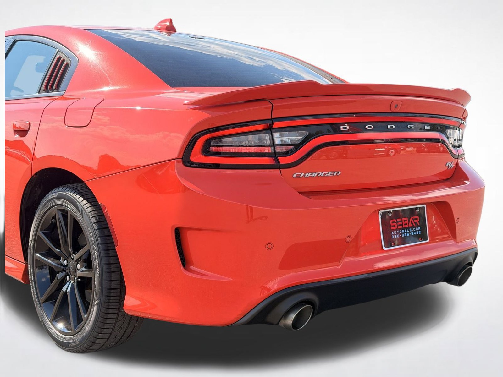 Used 2023 Dodge Charger R/T RWD image 3