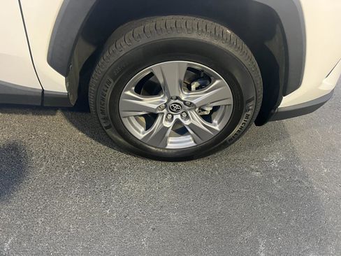 Certified 2022 Toyota RAV4 XLE FWD image 42