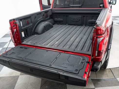 Used 2025 Ford F150 Raptor image 19