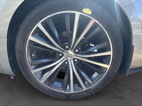 Used 2017 INFINITI Q60 3.0t w/ Premium Plus Package 3.0T RWD image 19