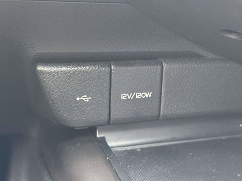 Used 2022 Toyota Camry SE w/ Cold Weather Package image 24