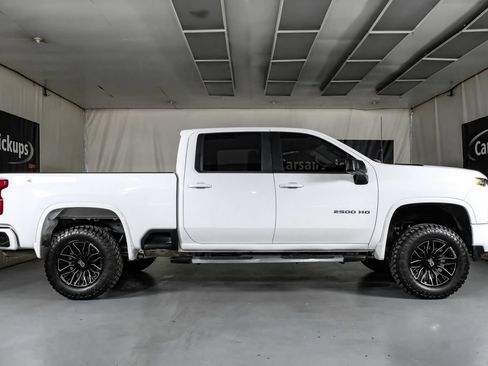 Used 2022 Chevrolet Silverado 2500 LT AWD/4WD image 6