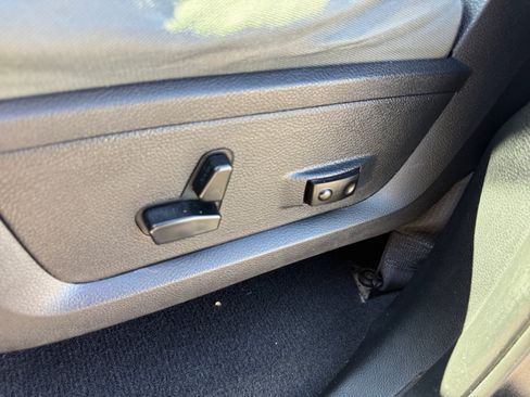 Used 2016 RAM 1500 Big Horn RWD image 15