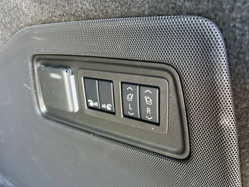 Used 2025 Cadillac Escalade Sport Platinum w/ LPO, Floor Liner Package AWD/4WD image 55