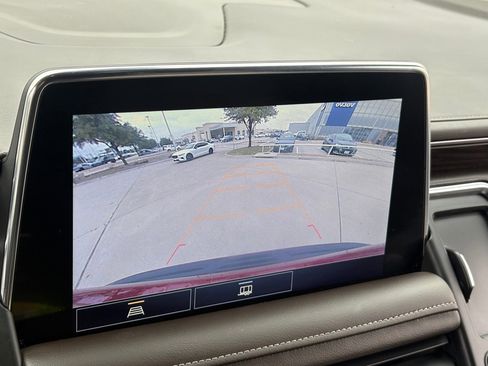 Used 2021 Chevrolet Tahoe LT image 24