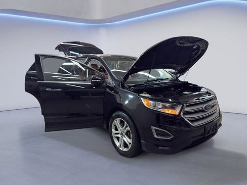 Used 2016 Ford Edge Titanium w/ Equipment Group 301A image 8
