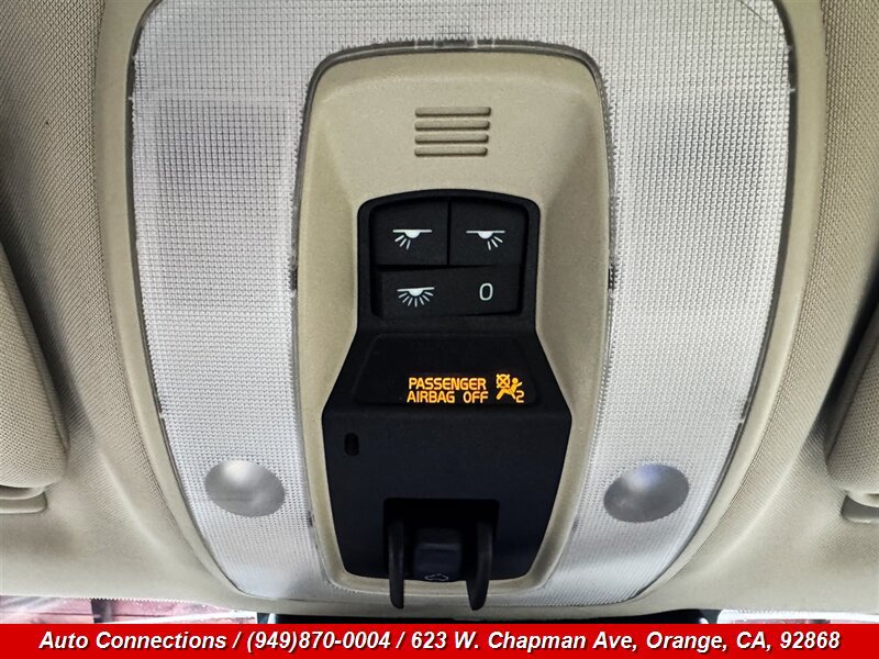 Used 2012 Volvo S60 T5 w/ Climate Pkg FWD image 16