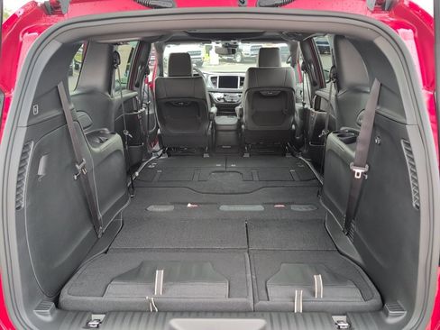 New 2026 Chrysler Pacifica Limited image 16