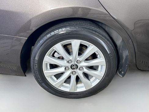 Used 2023 Toyota Camry XSE image 13