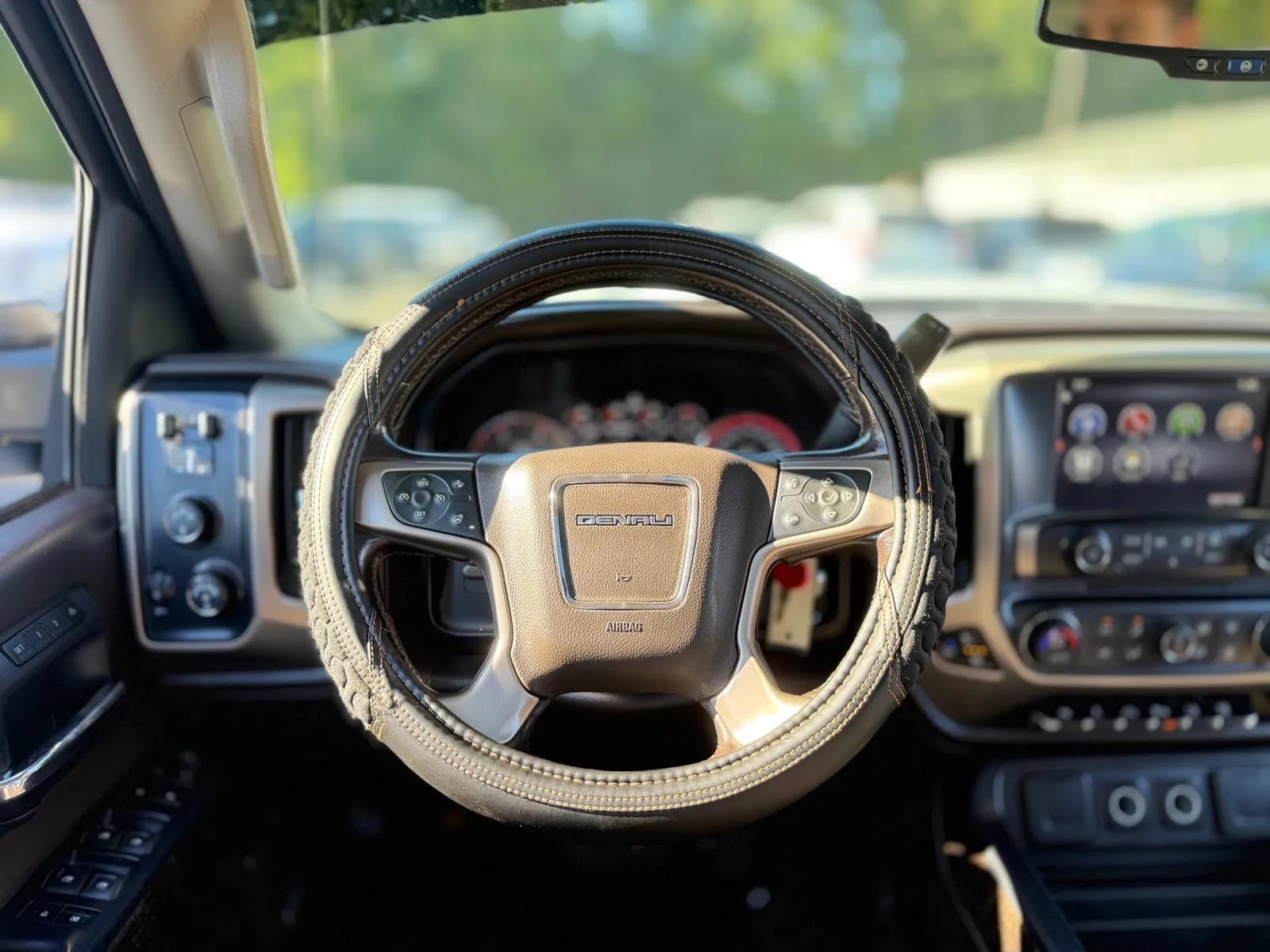 Used 2015 GMC Sierra 3500 Denali w/ Duramax Plus Package AWD/4WD image 15