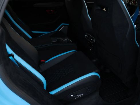 Used 2024 Lamborghini Urus Performante AWD/4WD image 71