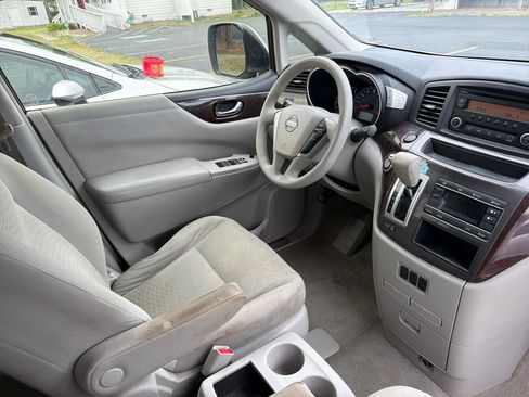 Used 2016 Nissan Quest S FWD image 5