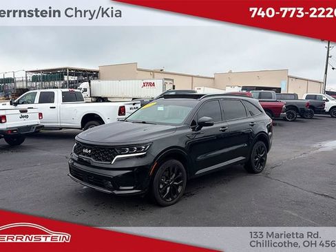 Used 2022 Kia Sorento SX AWD/4WD image 3