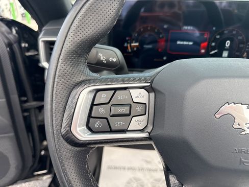 Used 2025 Ford Mustang Premium RWD image 25