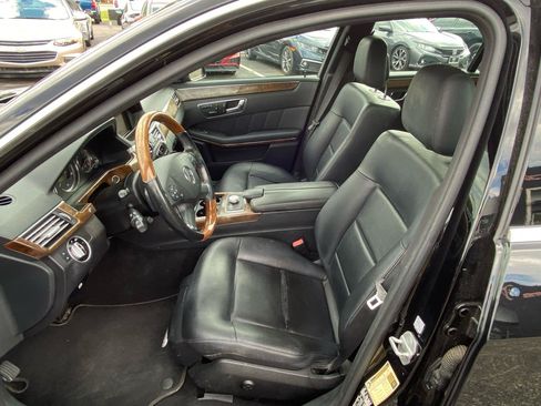 Used 2011 Mercedes-Benz E 350 4MATIC Sedan image 18