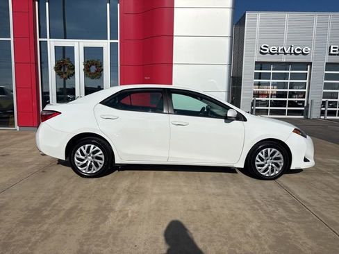 Used 2019 Toyota Corolla L image 7