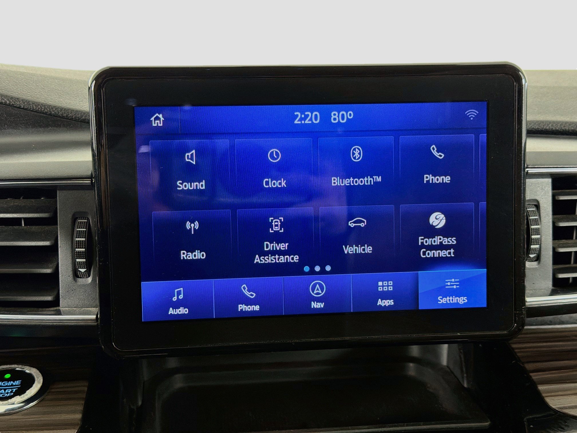 Used 2021 Ford Explorer Limited w/ Equipment Group 301A AWD/4WD image 21