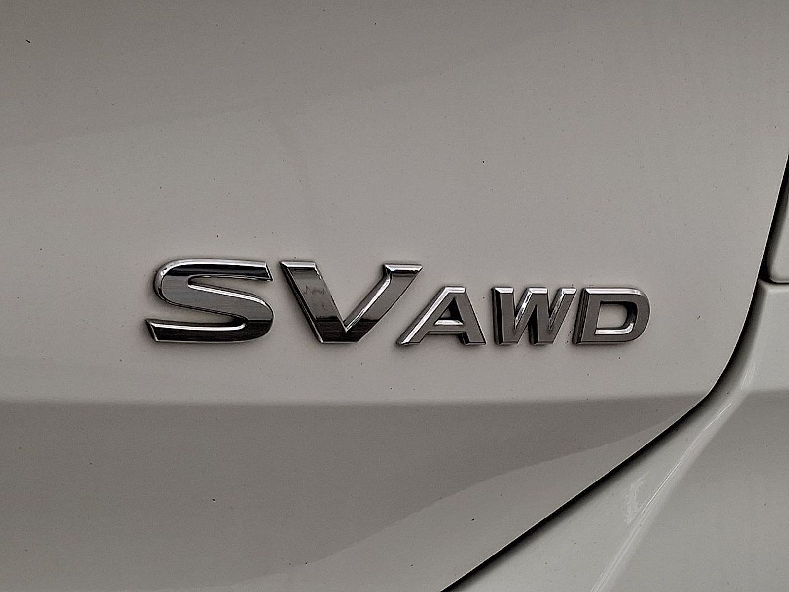 Used 2017 Nissan Rogue SV AWD/4WD image 27