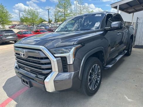 Used 2022 Toyota Tundra Limited image 3