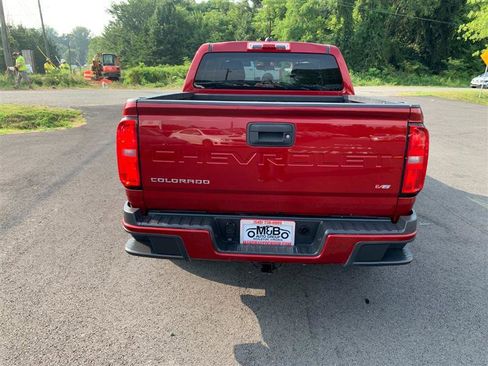 Used 2021 Chevrolet Colorado W/T w/ Custom Special Edition image 5