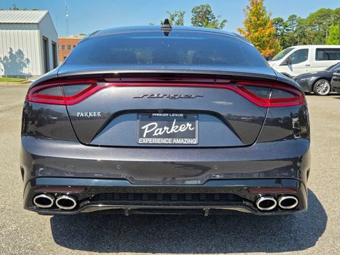 Used 2019 Kia Stinger GT1 RWD image 4
