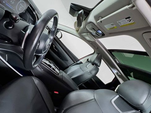 Used 2022 Hyundai Tucson Limited image 23