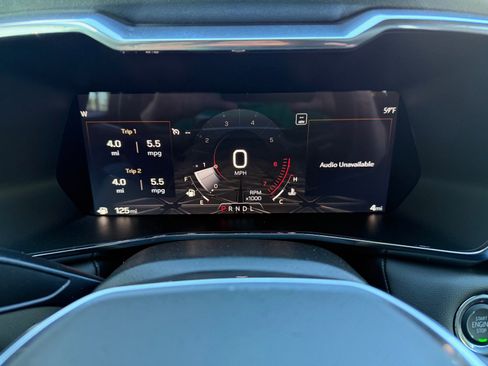 New 2026 GMC Canyon Elevation w/ Convenience Package image 17