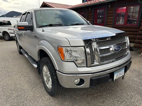 Used 2010 Ford F150 Lariat image 2