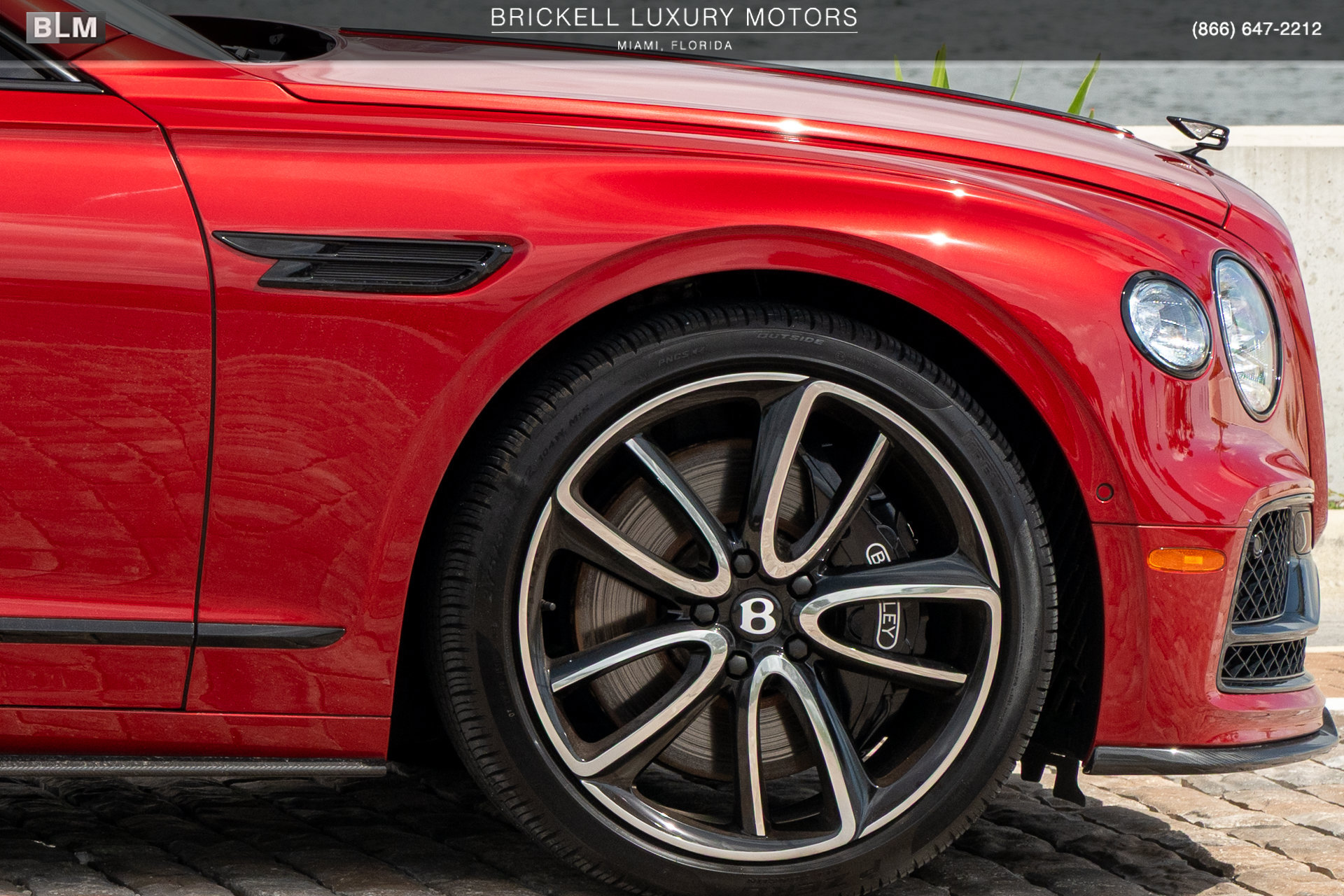 Used 2024 Bentley Flying Spur V8 AWD/4WD image 63