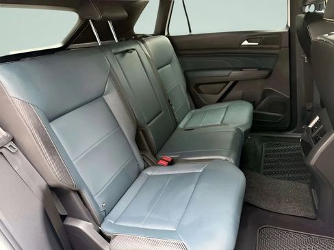 Used 2021 Volkswagen Atlas Cross Sport SEL image 24